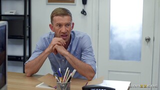 Смотри European Angel Wicky Gets Fucked in Glory Hole - лучшее порно на YOUPORN.ZONE