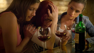 Смотри Lesbian In Threesome: A Czech Fantasy - лучшее порно на YOUPORN.ZONE