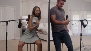 Смотри Cowgirl Action with Kimora Quinn and Dante Colle - лучшее порно на YOUPORN.ZONE