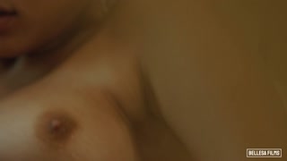 Смотри Fingering and Vibrators - лучшее порно на YOUPORN.ZONE