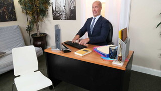 Смотри Natural Tits Teen Alex Blake Fucked on Desk - лучшее порно на YOUPORN.ZONE