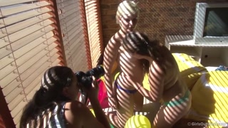 Смотри Behind the Scenes: Lana & Magda and Balloons - лучшее порно на YOUPORN.ZONE